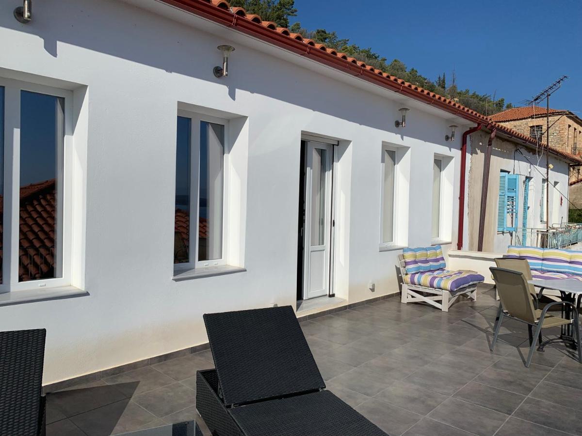 Villa Casa Laryssiou Gythio Exterior foto